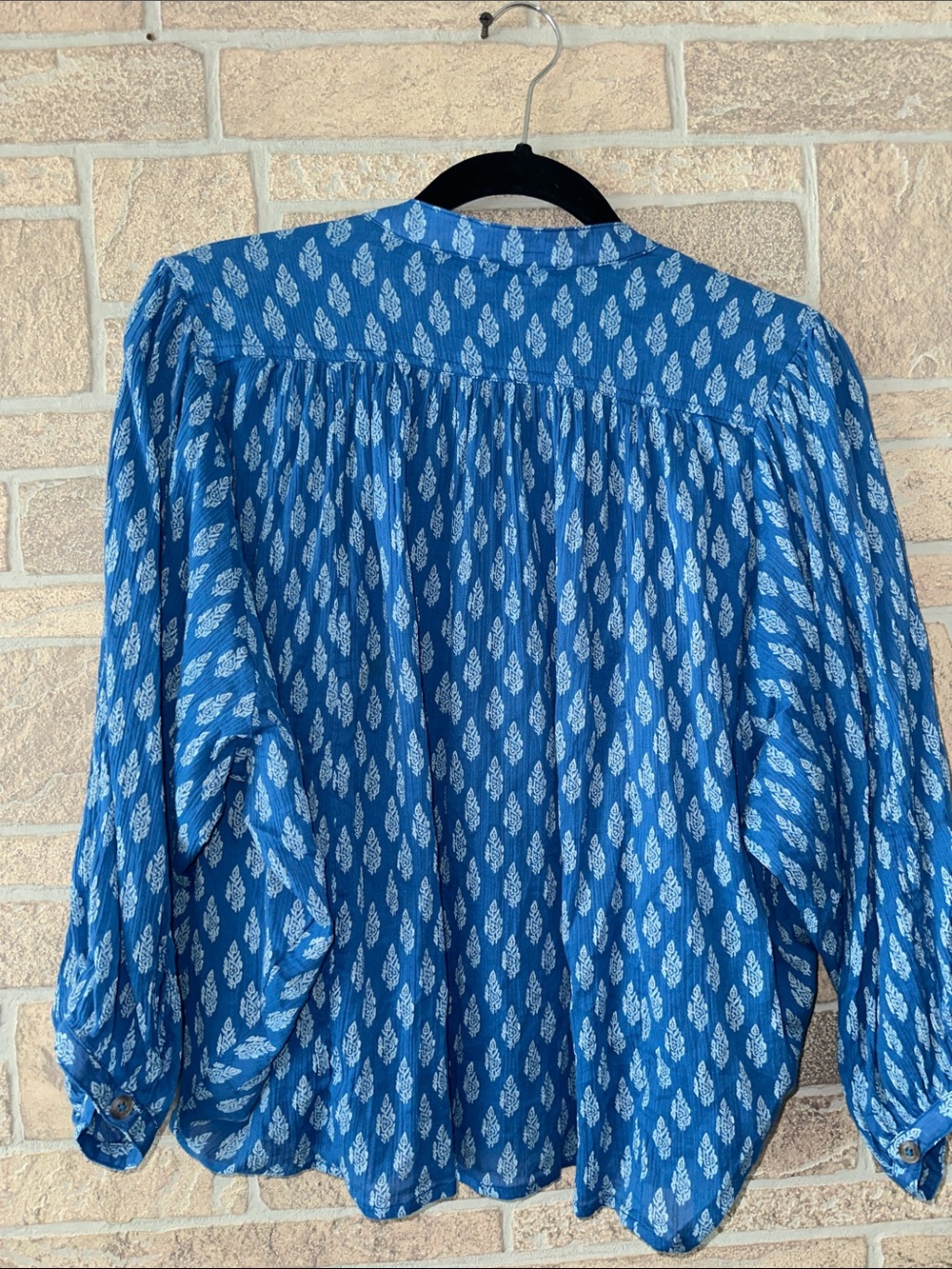 Anthropologie Pilcro The Sidney Batwing Blouse XS Blue White Print Button Front - Picture 9 of 9
